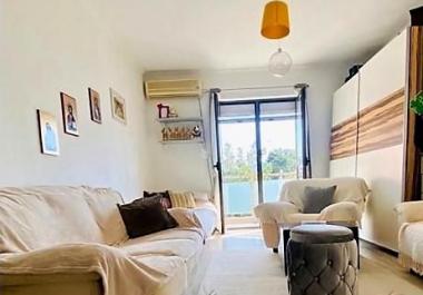 Apartament Në Herceg Novi, Baoshichi me pamje nga deti