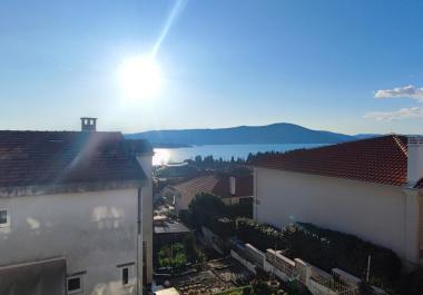 Mini hotel en Tivat como negocio listo para 5 apartamentos