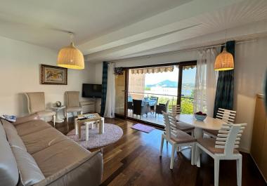 Impresionante apartamento de 57 m2 con vistas al mar en Budva a 200 m de la playa