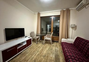 Apartament tarracë me pamje nga deti 51 m2 vetëm 200m nga plazhi