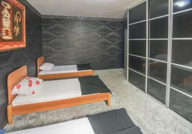 Profitabilan hostel u centru Tivta, potencijal širenja