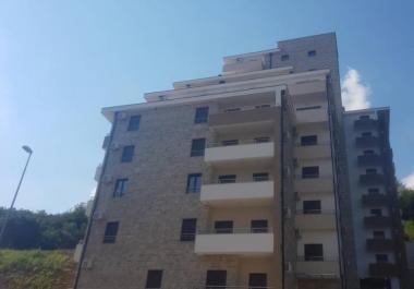 Θέα στη θάλασσα sunny One bedroom 48 m2 διαμέρισμα στο Bečići, 200μ από την παραλία