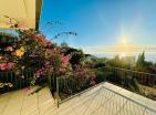 Impresionante terraza con vistas al mar Casa de 2 plantas 85 m2 cerca de la playa