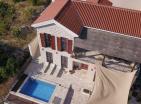 Exkluzív kő 210 m2 villa Zagora, Kotor lenyűgöző kilátással a tengerre