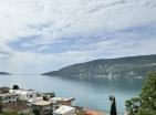 Banesë moderne me diell 44 m2 në Herceg Novi me pamje panoramike