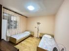 300 m2 tristopenjski mini hotel v Herceg Novem naprodaj