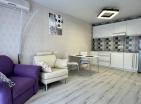 Apartman s pogledom na more površine 43 m2 u novogradnji u gradu Bar