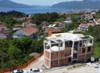 Nuevo apartamento con descuento lux sea view en Tivat en la etapa de construcción