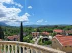 Grande famiglia 3 piani 316 m2 casa a Tivat a soli 2 km dalla spiaggia