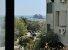 Appartement avec vue sur la mer à Petrovac à seulement 150m de la plage