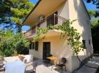 Encantadora casa de 90 m2 con terraza cerca del Bar del centro de la ciudad