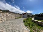 Villa de lujo con vistas al mar de 130 m2 y piscina en Dobra Voda