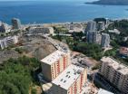 Superbe appartement de 2 chambres de 48 m2 avec vue sur la mer à Becici dans un nouveau bâtiment