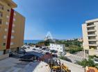 Superbe appartement de 2 chambres de 48 m2 avec vue sur la mer à Becici dans un nouveau bâtiment