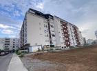 Prêt à emménager nouvel appartement meublé de 57 m2 à Podgorica avec parc verdoyant