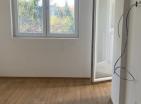 Leviz-in gati apartament i ri i mobiluar 57 m2 ne Podgorice me green park