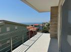 Terrazza vista mare 75 m2 appartamento con garage in Bar