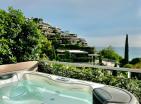 Lussuoso appartamento con 2 camere da letto vista mare a Dukley Gardens, Budva con jacuzzi