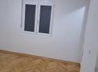 Očarljivo 2 spalnici 60 m2 apartma v baru s teraso v bližini morja