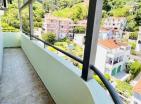 Mali mahnitës-pamje apartament 37 m2 në Budva pranë Qytetit Të Vjetër