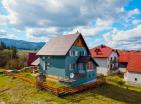 Encantador refugio de montaña casa de 203 m2 en Zaljak en medio de vistas al bosque