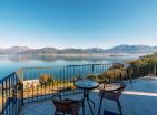 Splendida vista mare 407 m2 villa a pochi passi dalle rive a Krašići