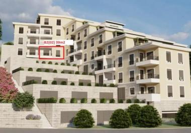 Pamje luksoze nga deti apartament 39 m2 Në Bečići me pishinë dhe tarracë