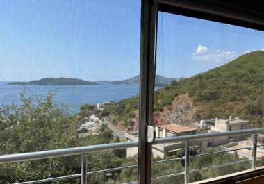 Pamje nga deti dy dhoma gjumi apartament 87 m2 me parkim dhe tarracë