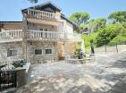 Lussuosa villa con vista mare a Sutomore 340 m2 con piscina e terrazza