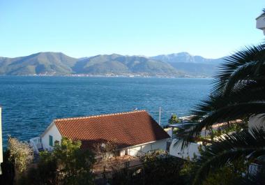 Nueva casa en Krashichi 30m del mar con vistas panorámicas